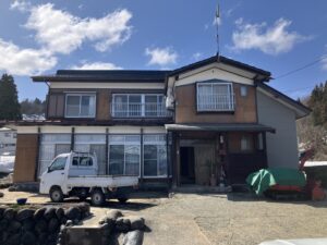 南魚沼市名木沢　中古住宅　広い敷地　（一部農地含む）　大型住宅