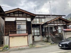 南魚沼市東泉田 周辺は温泉旅館 ホテルあり 六日町駅徒歩圏